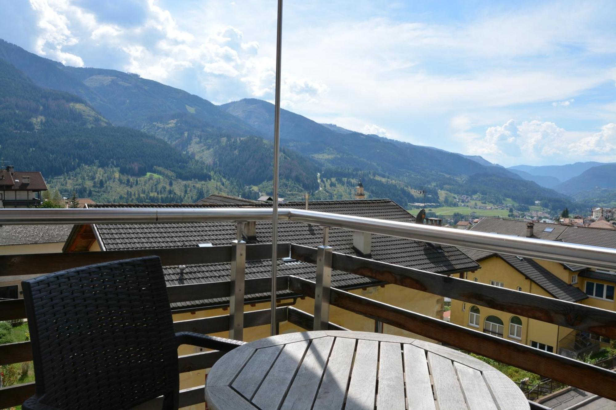 Dolomites B&B - Suites, Apartments And Spa Tesero Luaran gambar