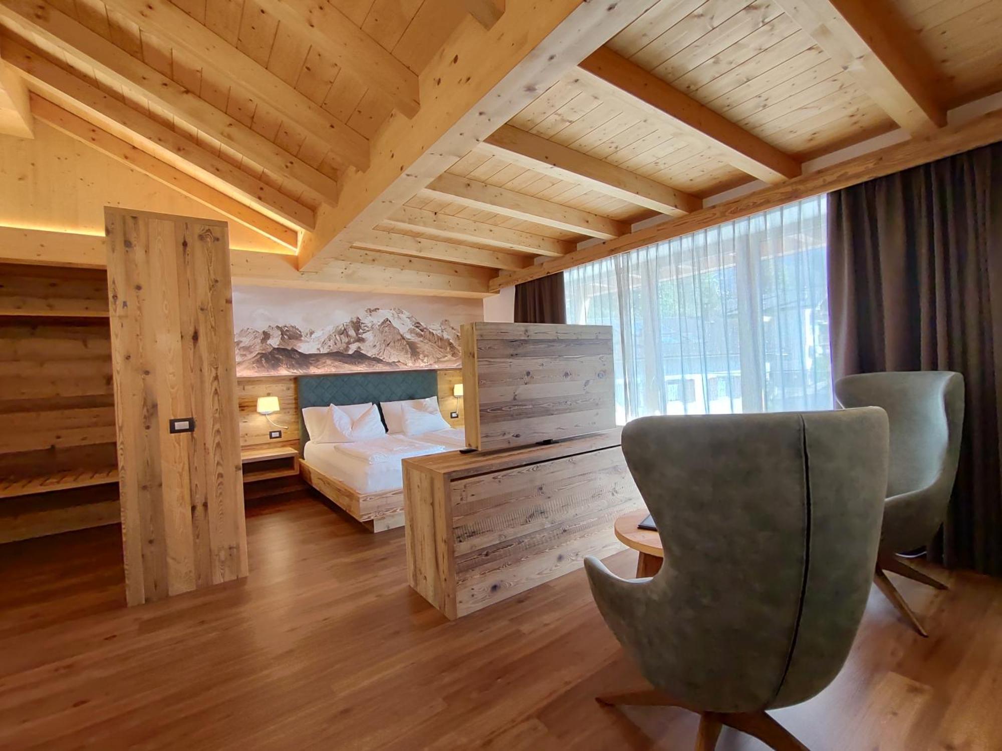 Dolomites B&B - Suites, Apartments And Spa Tesero Luaran gambar